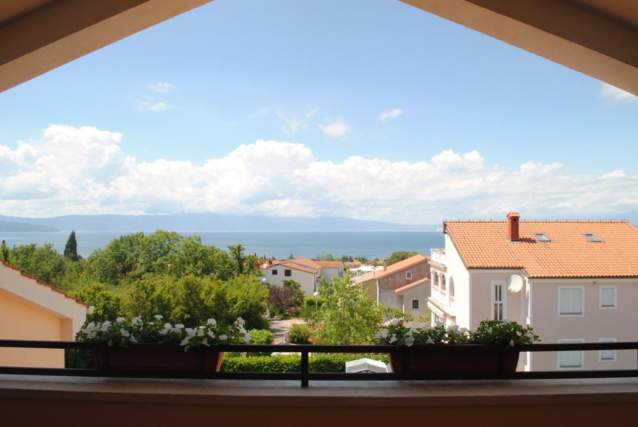 Villa Rustika Malinska Bagian luar foto