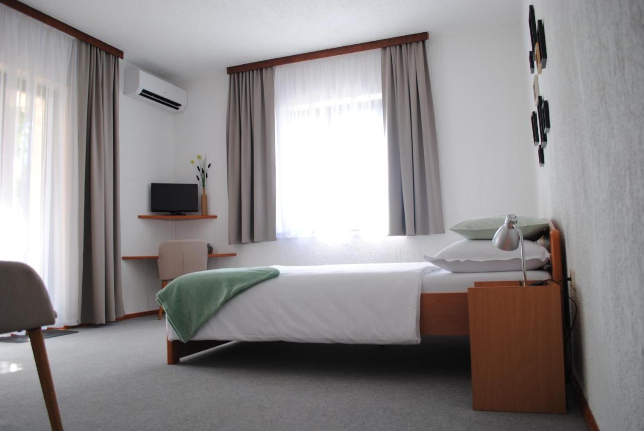 Villa Rustika Malinska Bagian luar foto